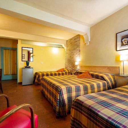 B&B Al Ducale And Apartments ปาร์มา ภายนอก รูปภาพ