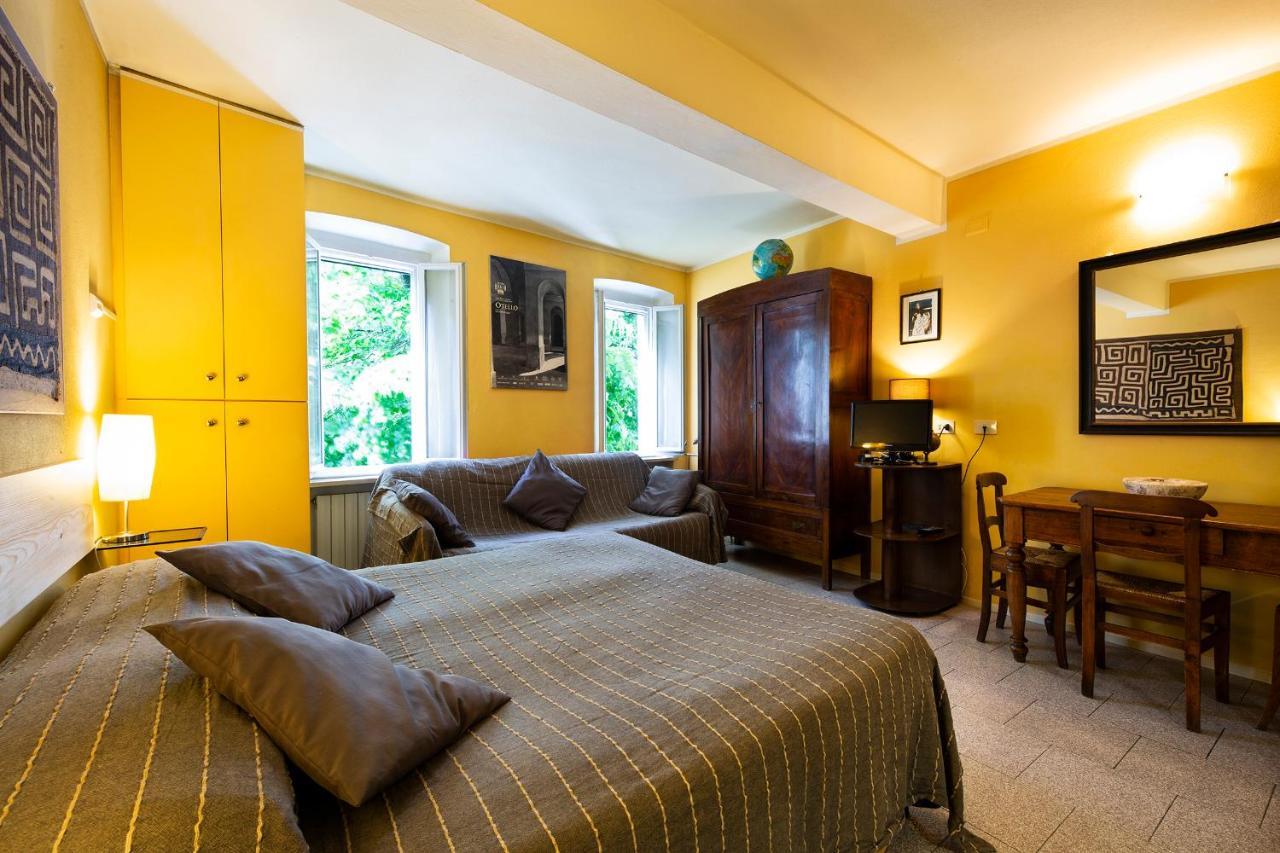 B&B Al Ducale And Apartments ปาร์มา ภายนอก รูปภาพ