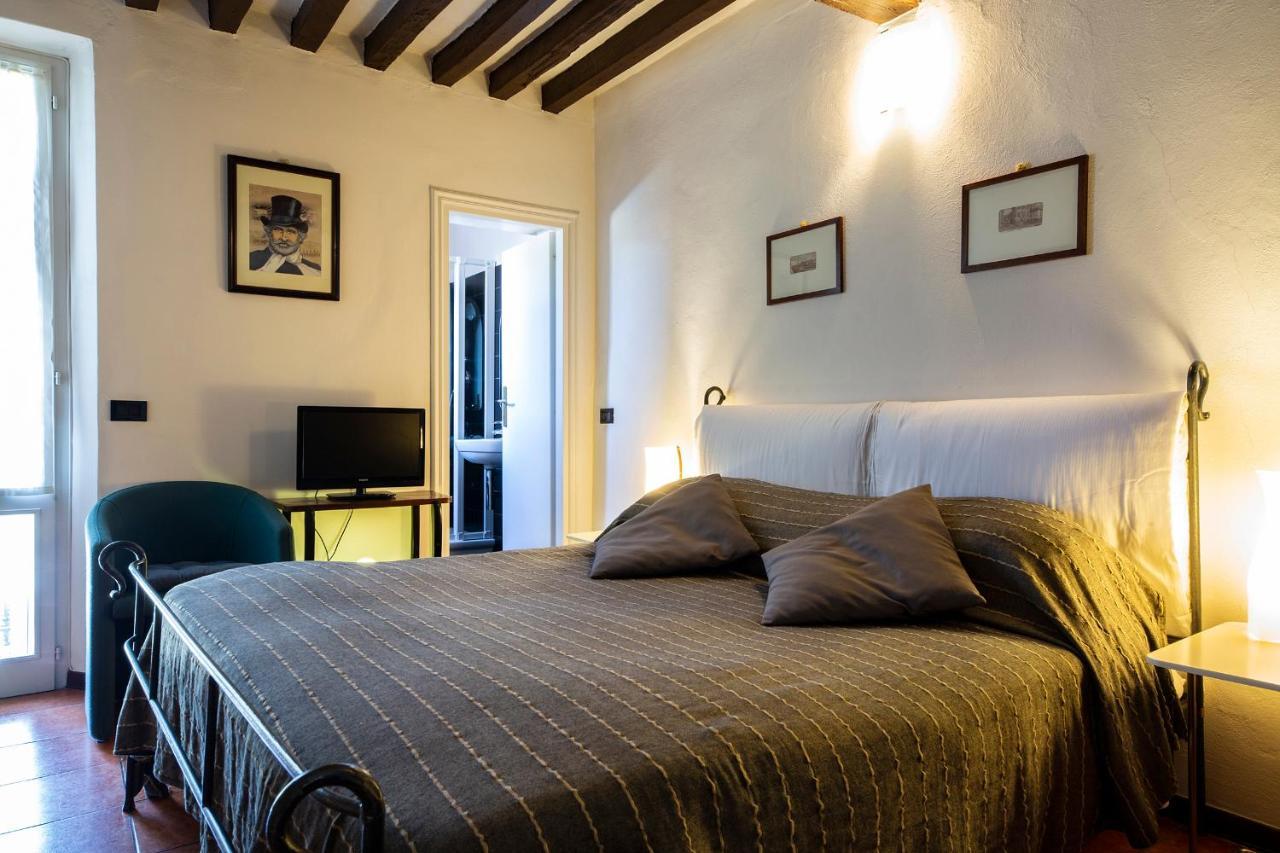 B&B Al Ducale And Apartments ปาร์มา ภายนอก รูปภาพ